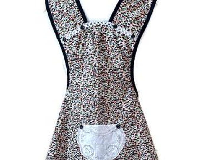 Geometric Print Old-Fashioned Apron Fits Sizes XS-S