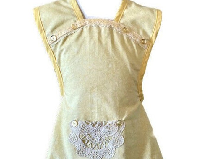 Yellow Lace-Look Old-Fashioned Apron for Girls Fits Sizes 7-8