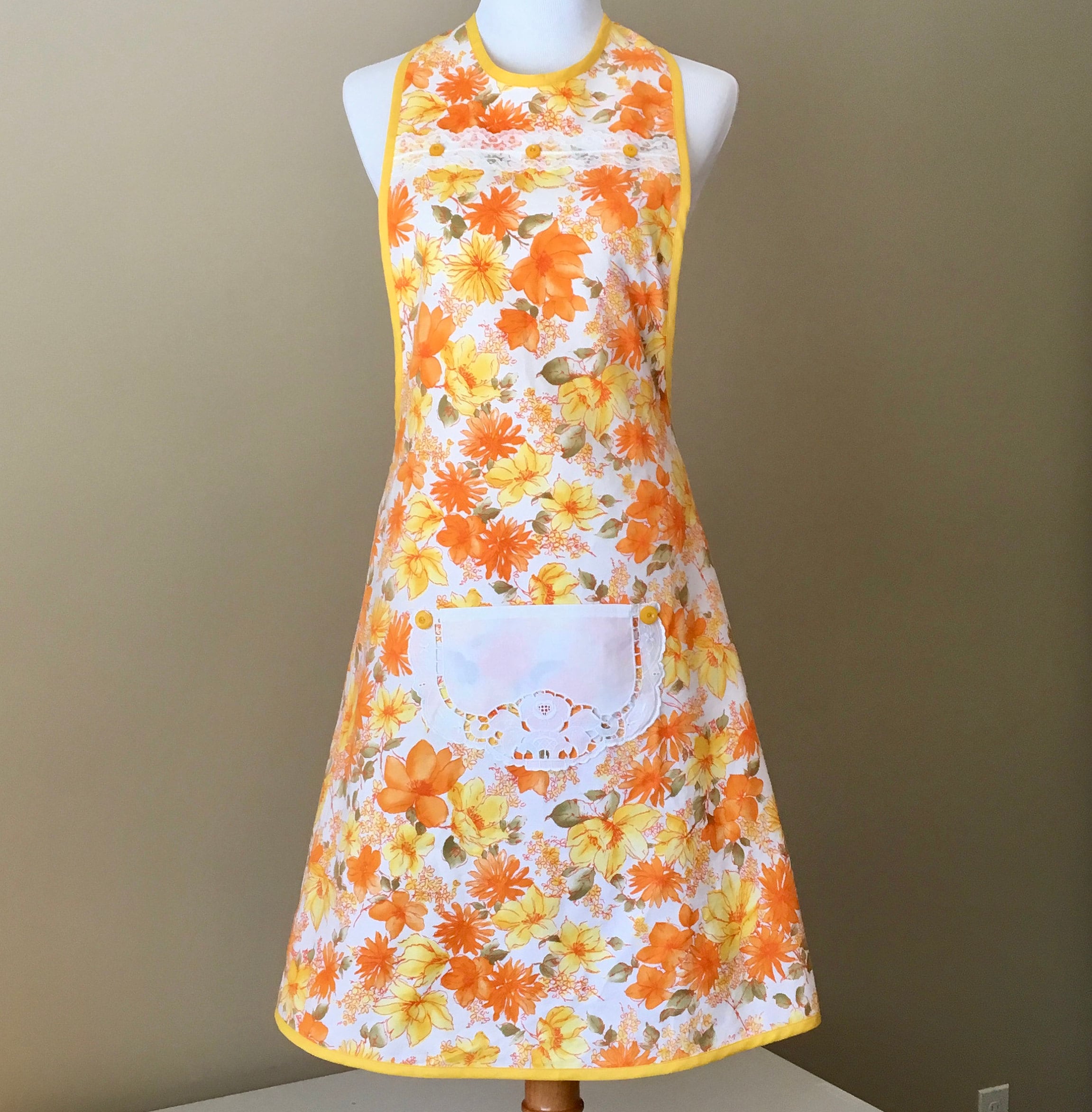 Yellow and Orange Vintage Fabric Apron / Apron for Women Size ML