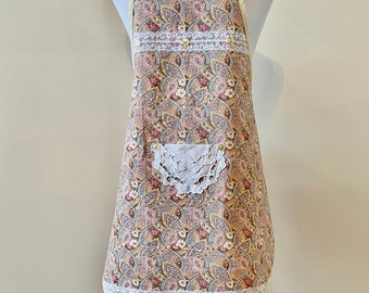 Light Yellow Paisley Print Preteen Apron Fits Sizes 10-12