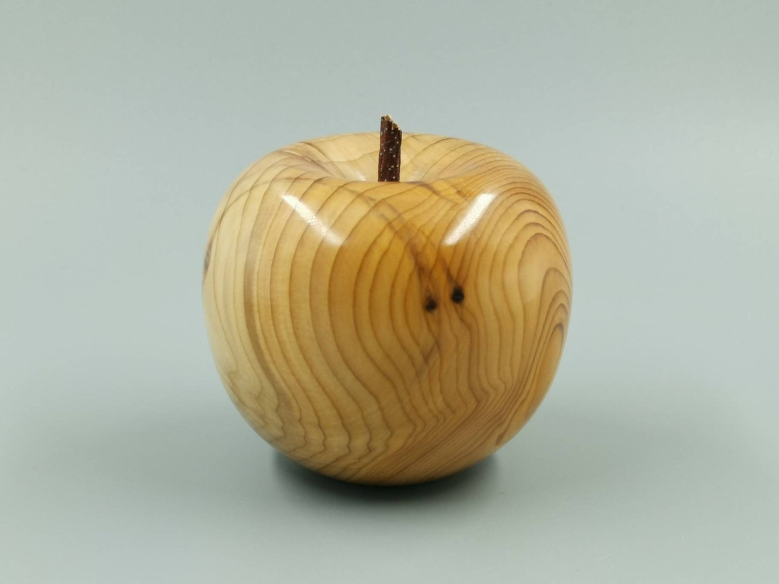 Mela di legno fatta a mano fatta di tasso frutta di legno Etsy