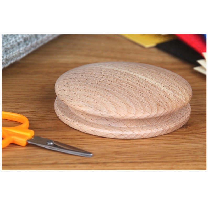 Wooden darning disc for visible mending holes in your jumpers, jeans and socks. Hand crafted Speedweve type loom, alternative to mushroom image 1