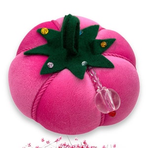 Dritz Pink and White Multicolored Tomato Wrist Pin Cushion - Pin Cushions -  Sewing Supplies - Notions