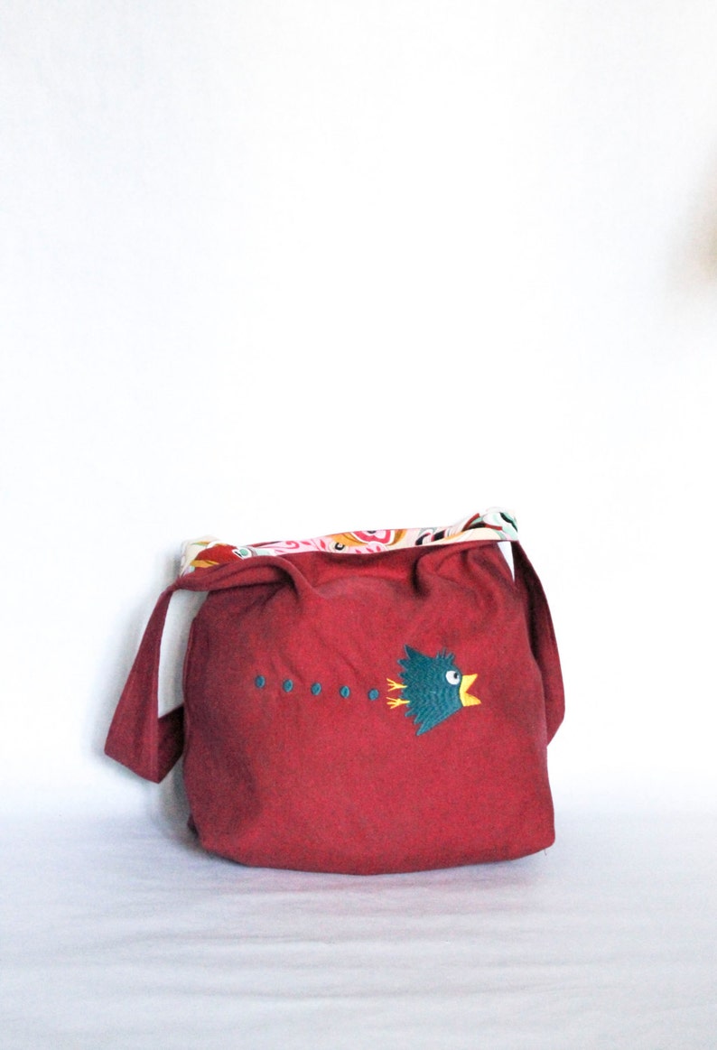 Large raspberry cotton embroidered bird manga teal lining bathmat printed canvas shoulder bag handbag image 2