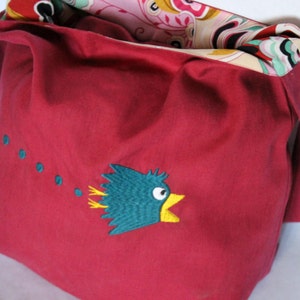 Large raspberry cotton embroidered bird manga teal lining bathmat printed canvas shoulder bag handbag image 3