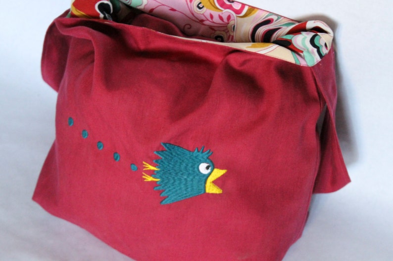 Large raspberry cotton embroidered bird manga teal lining bathmat printed canvas shoulder bag handbag image 3