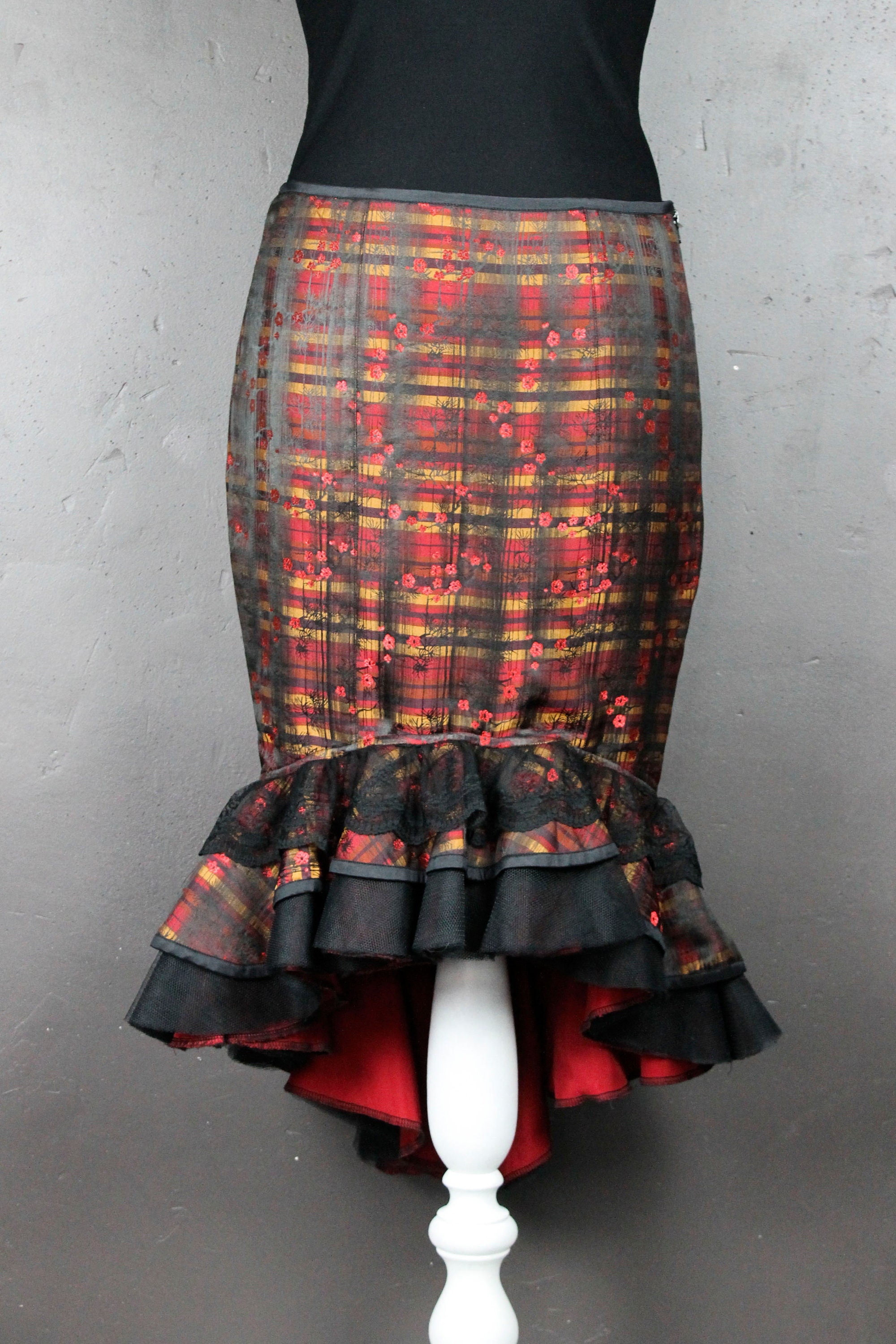 THEREDTHREAD / ザレッドスレッド】S slit fit skirt petal
