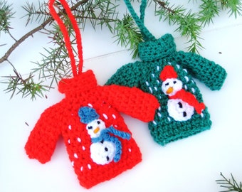 Modèle de crochet d'ornement de chandail de Noël moche, tutoriel de pull minuscule, modèle de crochet de chandail de bonhomme de neige, modèle PDF de décoration de vacances