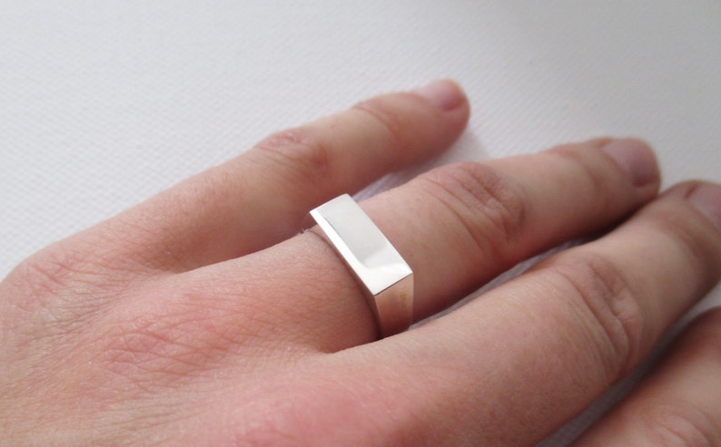 Solid silver signet ring rectangular PERSONALISED engraving | Etsy