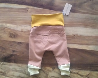 Pantaloni in cera di upcycling pantaloni a pompa pantaloni da bambino larghi, taglia da bambino. 56/62
