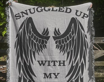 Snuggled Up With My Smut Blanket | Bookish Woven Throw | Fantasy Reader Gift | BookTok Blanket | Romantasy Reader Gift