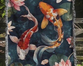 Koi Fisch gewebte Decke, Koi Teich Kunst, Goldfischteich, Zen Malerei, blaues Wasser Laptop Matte, ruhiges Wohndekor, Naturliebhaber, Fischliebhaber