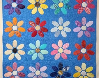 PDF quilt pattern - Blooming Beautiful - Baby quilt, throw quilt, and queen size quilt instructions included