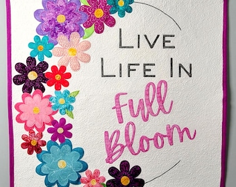 In Full Bloom Mini Quilt Pattern – Floral Appliqué Quilt (PDF Download)