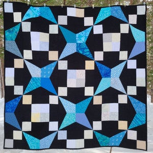 Printed quilt pattern - Stand Out Starburst - Baby quilt, throw quilt and queen size quilt instructions included