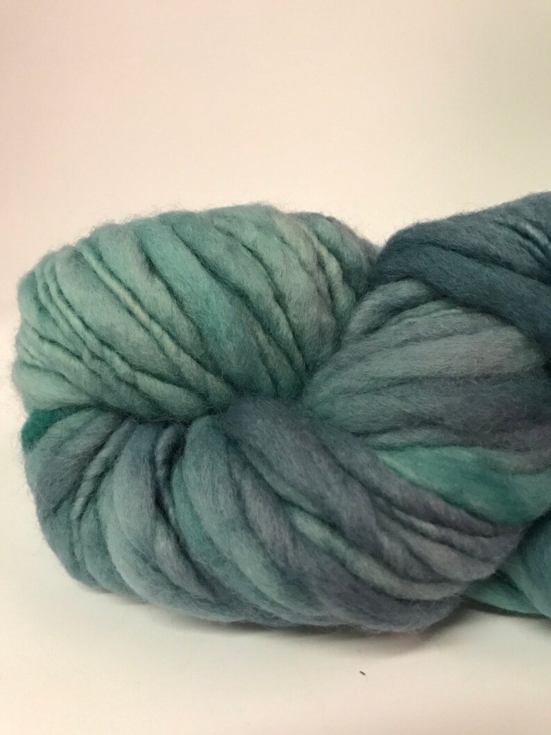 Malabrigo Aquarella Hilo grueso y fino pintado a mano de pura lana, súper grueso, hecho en Perú #14 Yi imagen 2