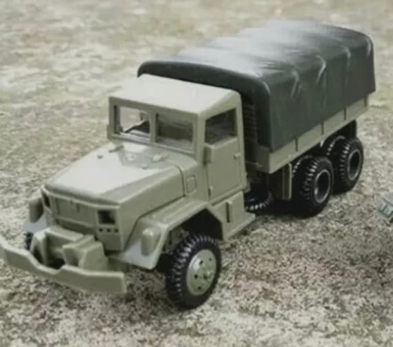 Kit de modèle de larmée 1/72 Échelle Plastique M35 Camion Cliquez