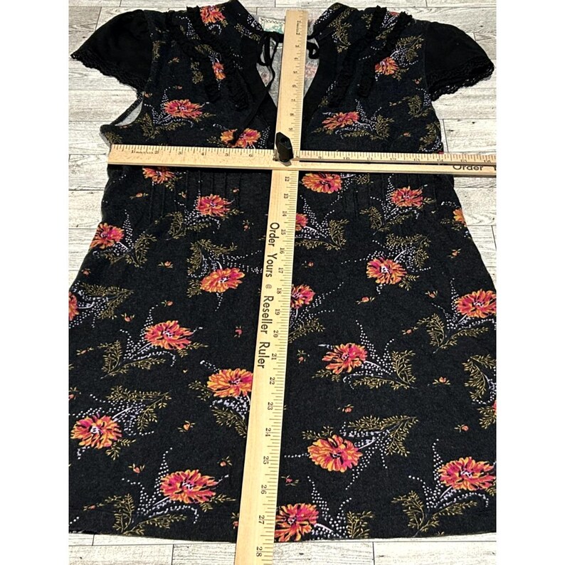 Free People Vintage Y2K Black Pink Gold Floral Ruffle Lace Tunic Vneck Top SMALL image 6
