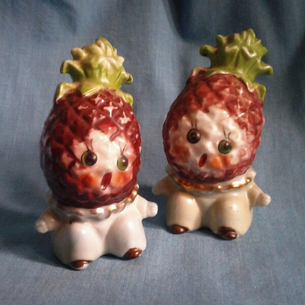 Anthropomorphic Pineapple People Salt & Pepper Shakers. 1950,s.