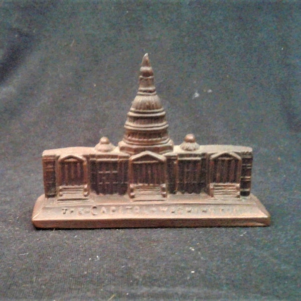 US Capitol Building.  Metal souvenir.  1950's.