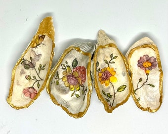 Floral Oyster Art, Set of Four, Salt Life ornament, handmade, one of a kind, gift, living room decor, home decor