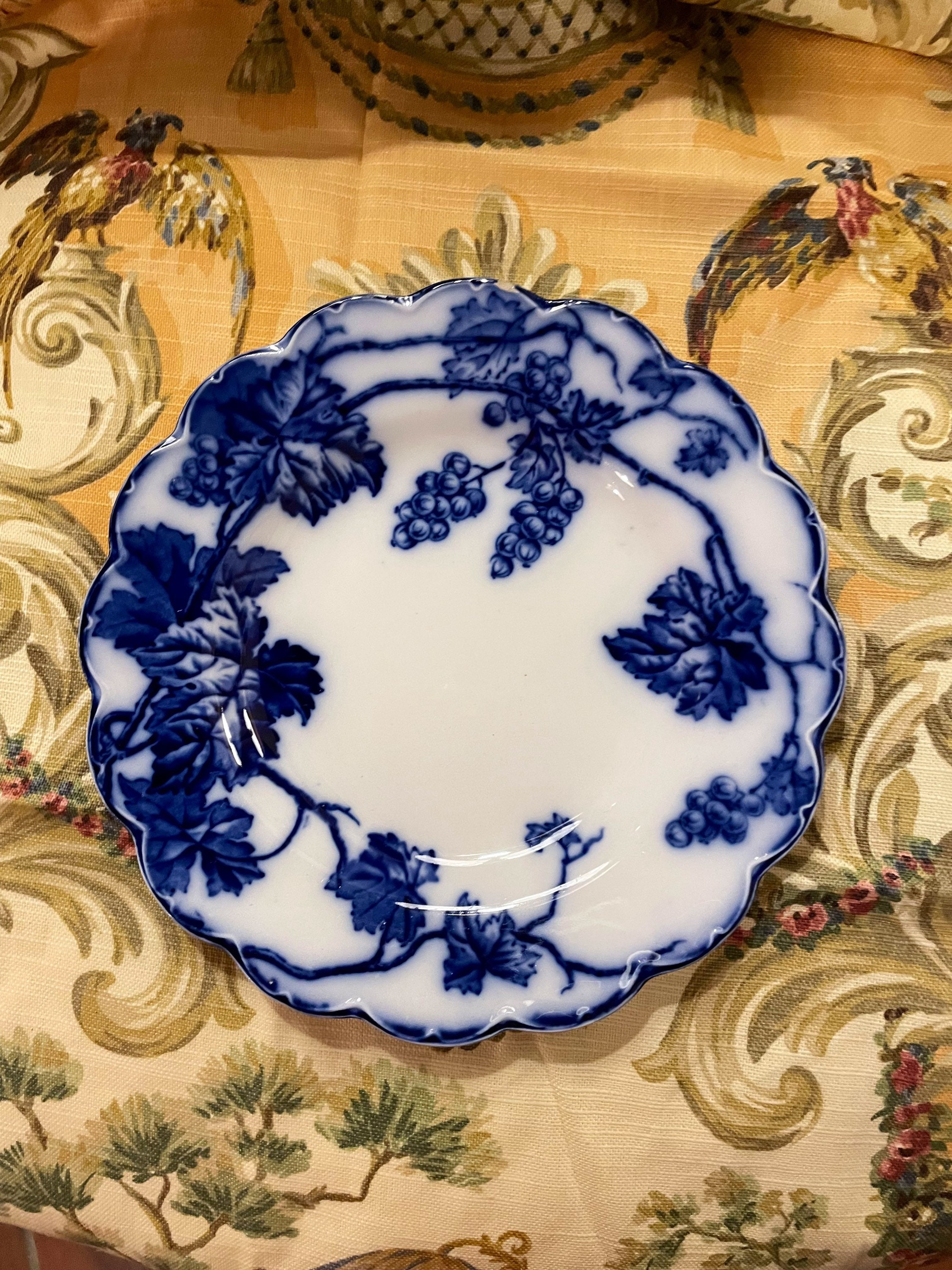 ジョンソンブラザーズ アンティークフロウブルー Oval Bowl アルバニ― Oval Flow Blue - Flo Blue Platter | Normandy by Johnson Bros