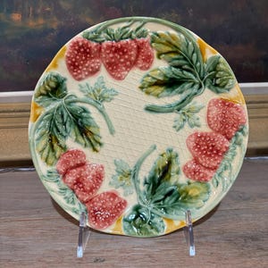 Vintage Strawberry Plates - Etsy