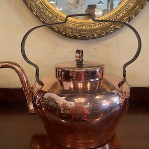 Hugh Copper Kettle With Iron Handle