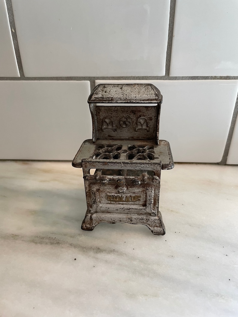 Cast Iron Dollhouse Stove Labeled Royal Etsy