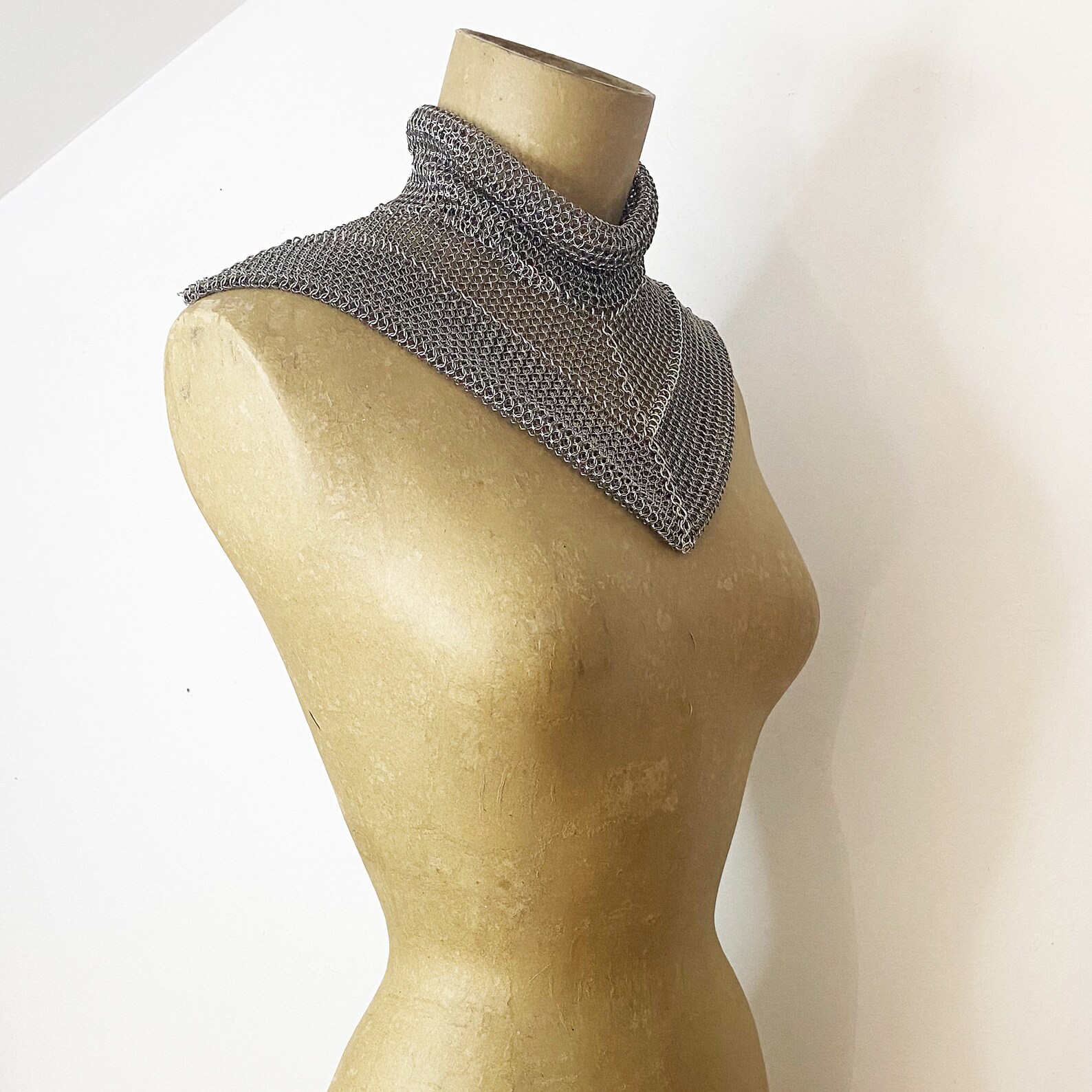 Falconiere Ruff Collar - Chainmail Cowl Neck Dicky - Silver Tone Gorget ...