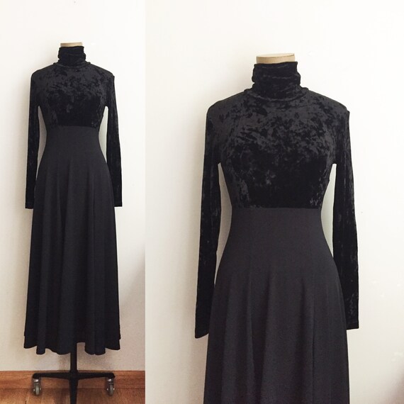 90s TAPEMEASURE New York Black Crushed Velvet Dres