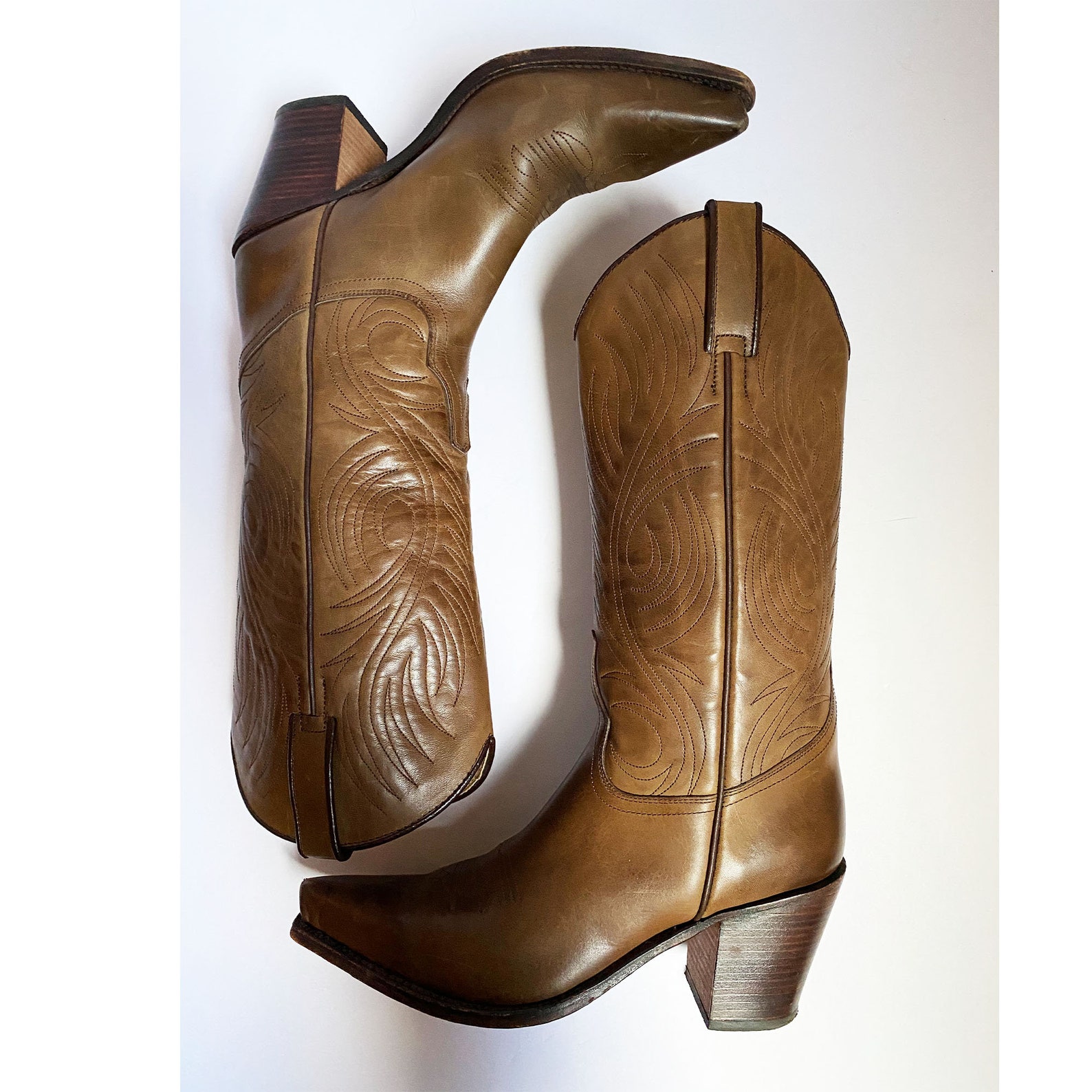 cowboy boots r soles