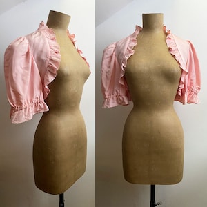 1950s Pink Puffed Sleeve Bolero - Voluminous Ruffled Bed Jacket