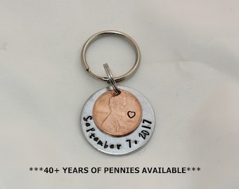 Sobriety Anniversary, Sobriety Date, Penny Keychain, Sobriety Gift, Sobriety Keychain, Sobriety Jewelry, Charm Keychain, YOU CHOOSE YEAR