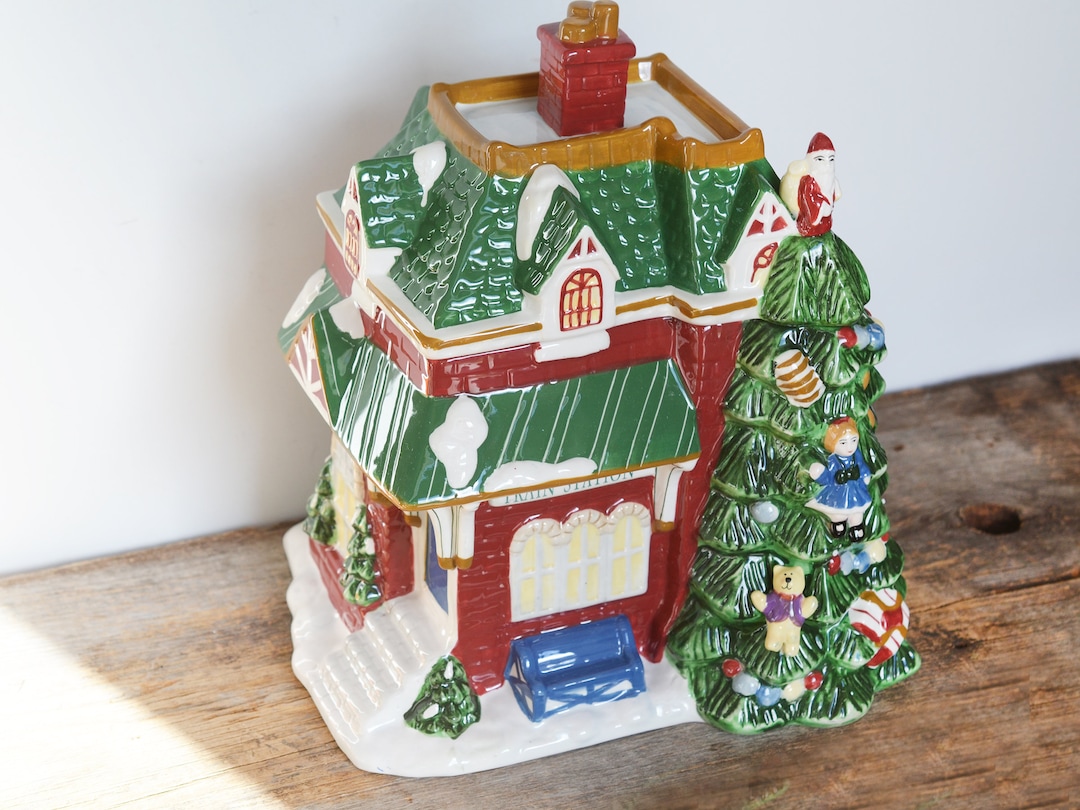 Vintage Spode Christmas Cookie Jar Train Station, Circa 2002 in