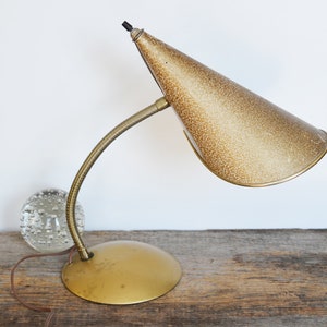 Mid Century gooseneck desk light, atomic era, brass dappled metal shade and brass necks, Eames era vintage office lighting