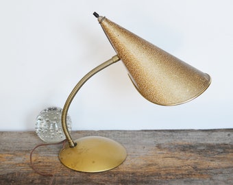 Mid Century gooseneck desk light, atomic era, brass dappled metal shade and brass necks, Eames era vintage office lighting