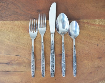 Vintage Silver Flatware, Pageant Harvest Pattern made in Japan circa 1960s, Silver-Plated Cutlery, Multiple Pieces available, Fruit Pattern