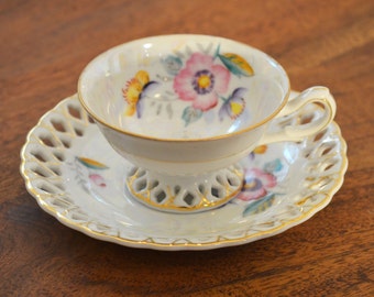 Vintage Teacup, Trimont Demitasse teacup, Hand-painted Reticulated edges, made in Japan. Delicate pink flower design