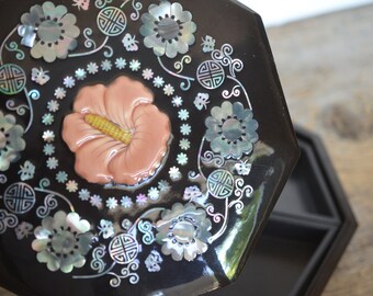 Vintage Korean Lacquerware Box, Mother of Pearl Inlay