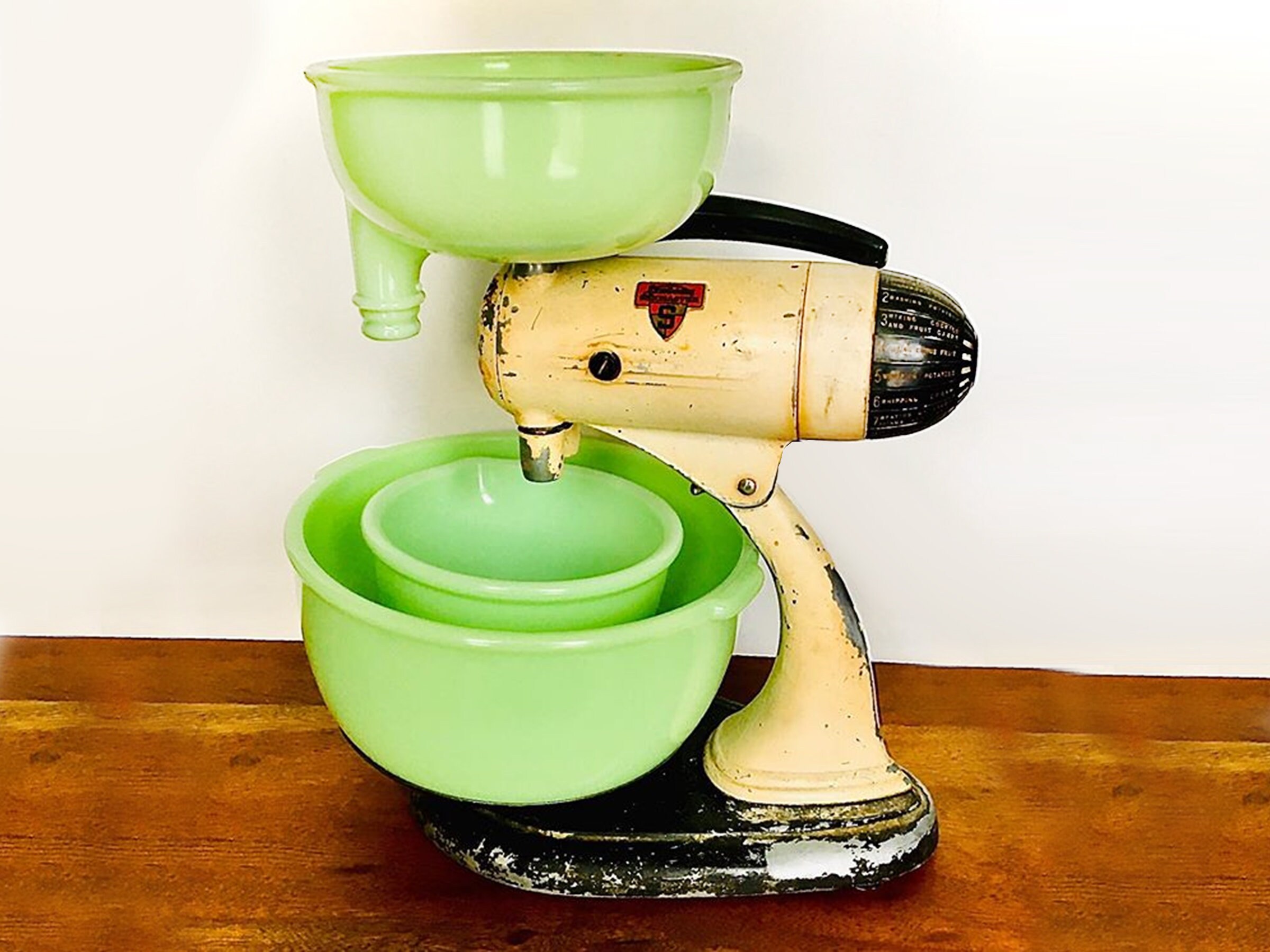 Vintage Sunbeam Mixmaster pale yellow with original jadeite Etsy