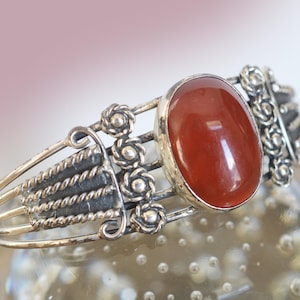 Vintage Carnelian Stone Bracelet, Sterling Silver 925 wide open-back bangle