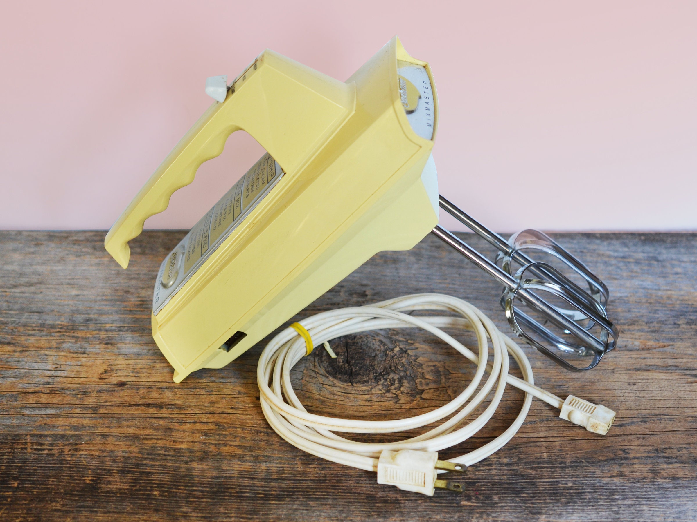 Rival Three Speed Green and White Hand Mixer Model 433 Vintage Tested Works  Good