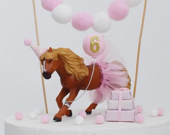 Décoration de gâteau d'anniversaire cheval rose, fêtard poney avec tutu chapeau et ballon, décoration de thème cheval de gâteau d'anniversaire