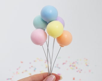 Prêt à poster - Mini décorations de gâteau ballon - Lot de 6, choix entre arc-en-ciel pastel, vif, rose ou bleu, parfaits pour les gâteaux de fêtards