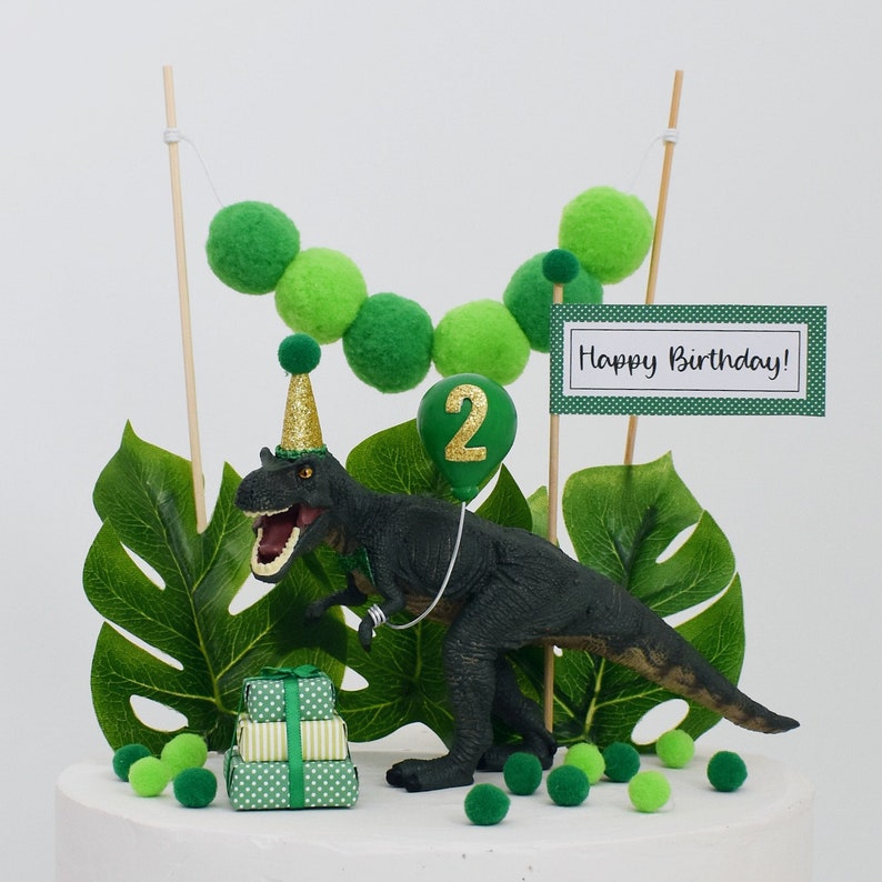 Décoration de gâteau dinosaure T Rex avec chapeau de fête, vert et or, décoration de gâteau d'anniversaire tyrannosaure T-Rex, décoration dinosaure jungle image 9