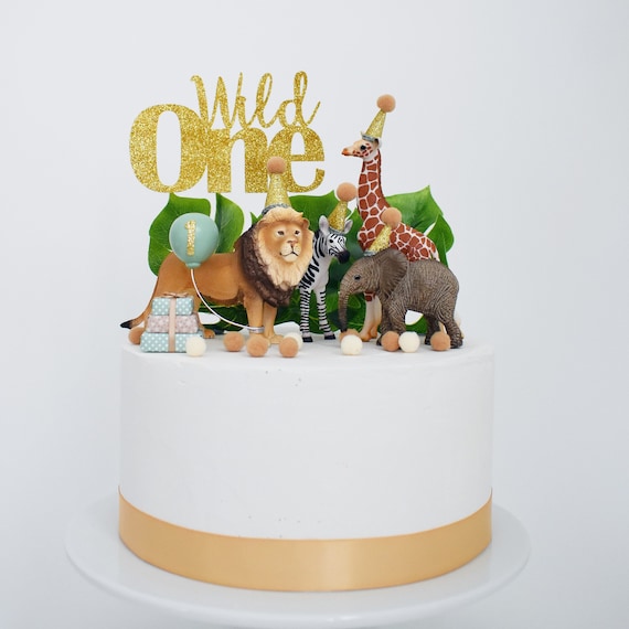 Cow Cake Topper 6.5cm