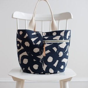 Crescent Tote Pattern designed by Noodlehead