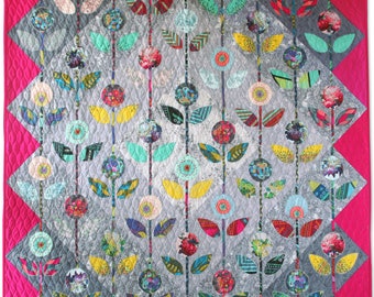 Folk Flower Quilt Pattern designed by Anna Maria Horner