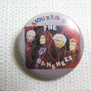 Vintage 80s Siouxsie Sioux - Siouxsie and the Banshees Band Photo Pin / Button / Badge